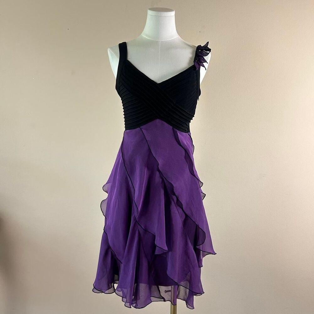 Gorgeous Y2K Whimsigoth Witchy Fairy Grunge Purple and Black Ruffle Dress